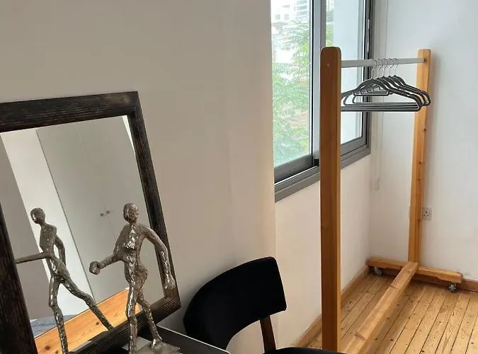 公寓 Aphrodite 2 Bedroom Down Town *