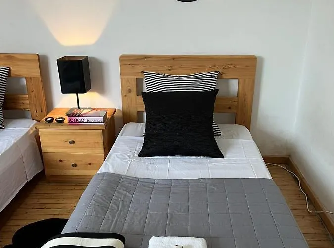 Aphrodite 2 Bedroom Down Town