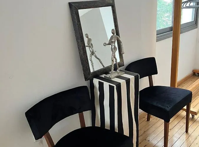 公寓 Aphrodite 2 Bedroom Down Town *